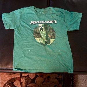 Green Minecraft creeper kids shirt size Small